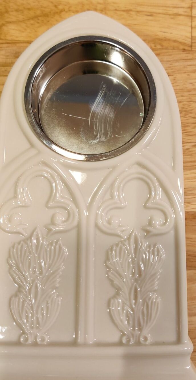 Lenox Fleur De Lis Collection Platinum Mantle Clock-Works! - Picture 3 of 10